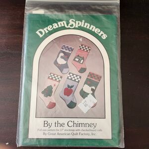 Dream Spinners By the Chimney Quilt Pattern 17" Stockings Applique Checkerboard